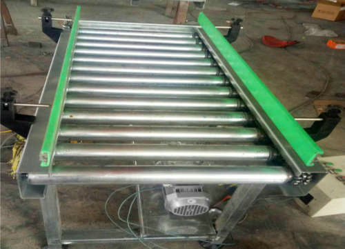 動(dòng)力小型滾筒輸送機(jī)