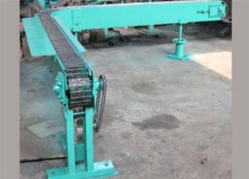 轉(zhuǎn)彎輸瓶機